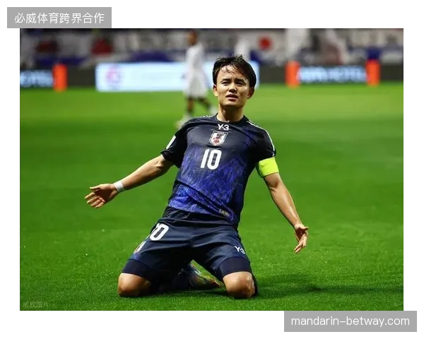 森保一战术板面临幸福烦恼，三笘薰与久保建英功能性差异决定首发